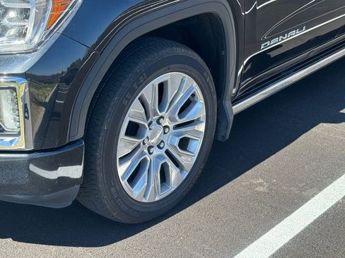 Used 2021 GMC Sierra 1500 Denali w/ Denali Ultimate Package AWD/4WD image 3