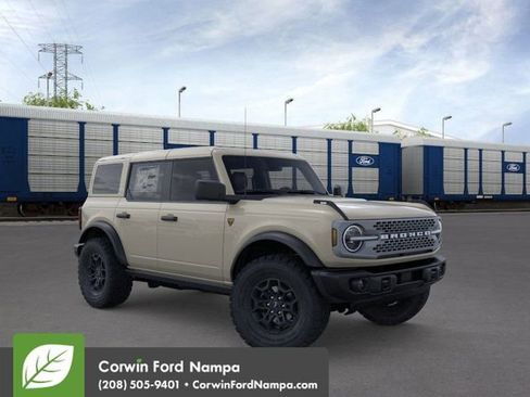 New 2026 Ford Bronco Badlands image 1