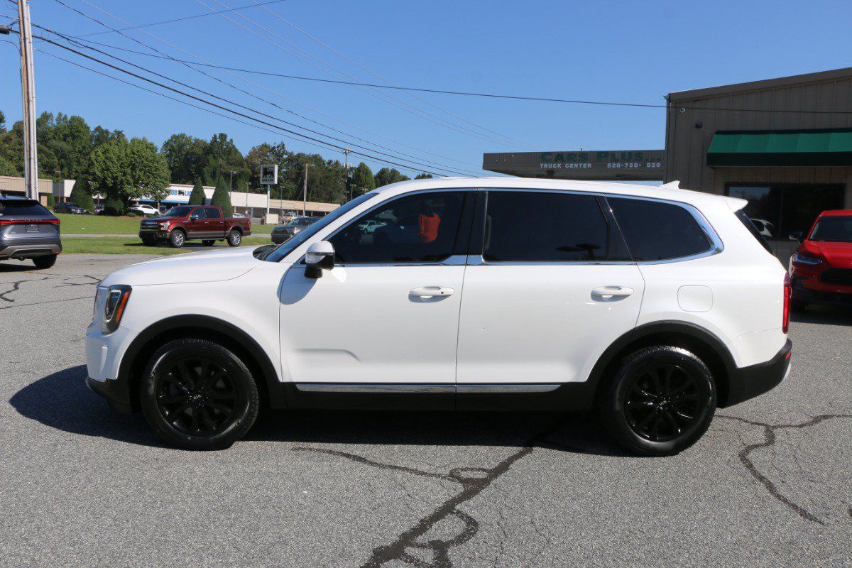 Used 2022 Kia Telluride SX w/ Nightfall Edition Package AWD/4WD image 2