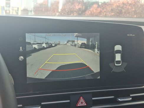 Certified 2023 Hyundai Elantra Limited image 21