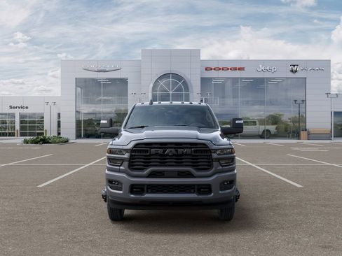New 2026 RAM 3500 Big Horn AWD/4WD image 6
