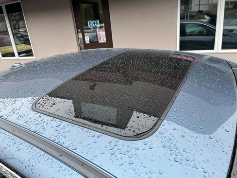 Used 2015 Subaru Legacy 2.5i Premium w/ Moonroof Package image 12