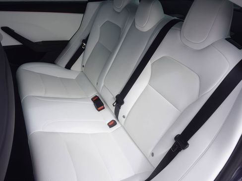 Used 2024 Tesla Model 3 Performance image 29