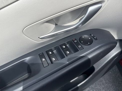 Used 2025 Hyundai Tucson SEL AWD/4WD image 10