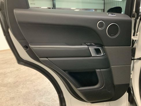 Used 2018 Land Rover Range Rover Sport HSE AWD/4WD image 36