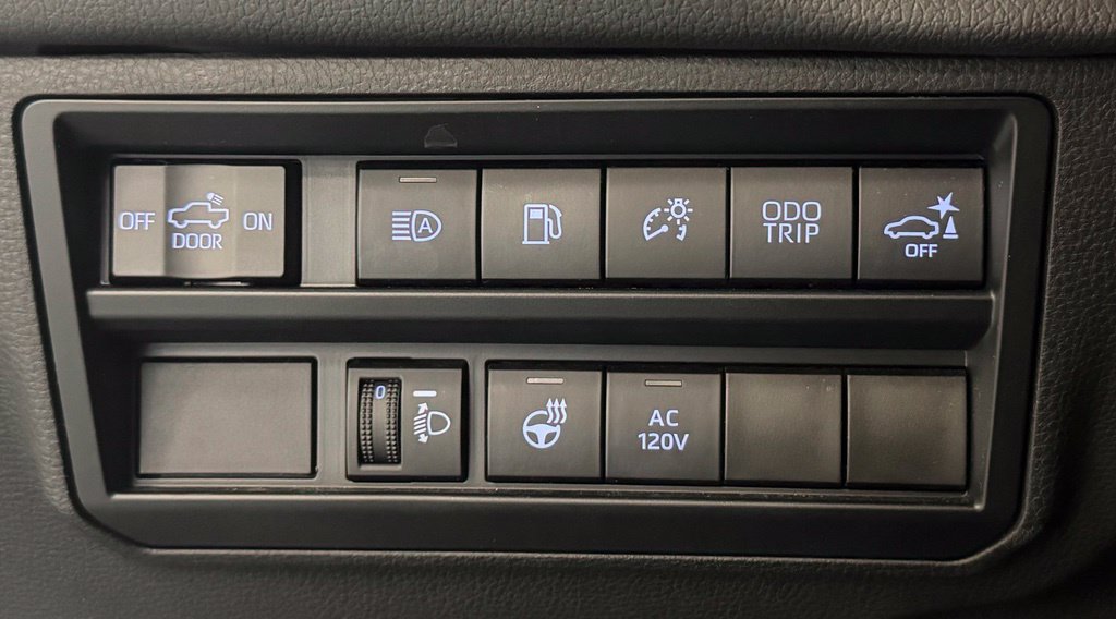 Used 2023 Toyota Tundra Limited w/ Power Package RWD image 14