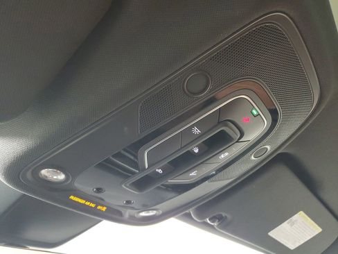 Used 2021 Audi Q7 3.0T Premium AWD/4WD image 35