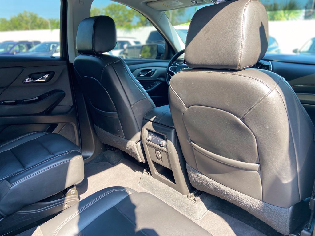 Used 2021 Chevrolet Traverse LT AWD/4WD image 20