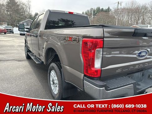 Used 2019 Ford F250 XLT w/ Snow Plow Prep Package image 12
