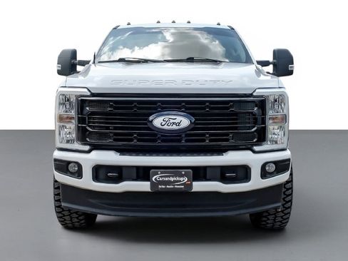 Used 2023 Ford F350 XL AWD/4WD image 3