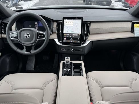 New 2026 Volvo XC90 B6 Plus w/ Protection Package Premier AWD/4WD image 2