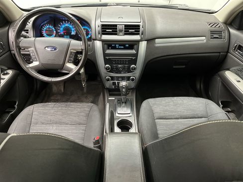 Used 2012 Ford Fusion SE image 4