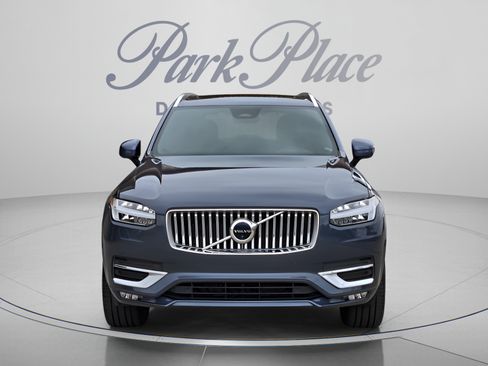 Used 2023 Volvo XC90 B6 Plus w/ Protection Package AWD/4WD image 7