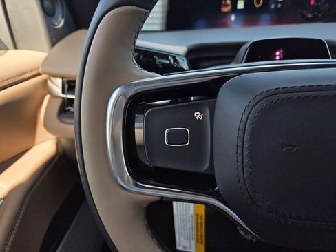 New 2026 Lincoln Navigator Black Label AWD/4WD image 23