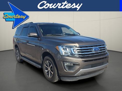 Used 2018 Ford Expedition XLT w/ Equipment Group 201A RWD image 1