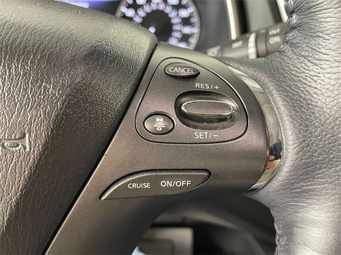 Used 2020 Nissan Murano SL w/ Moonroof Package image 12