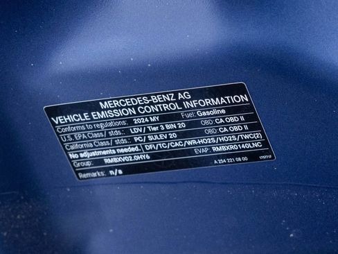 Used 2024 Mercedes-Benz CLE 300 4MATIC Coupe image 25