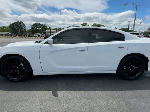 Used 2022 Dodge Charger GT RWD image 5