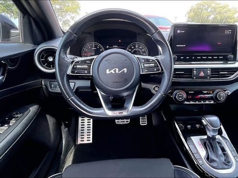 Used 2022 Kia Forte GT-Line w/ GT-Line Technology Package FWD image 8