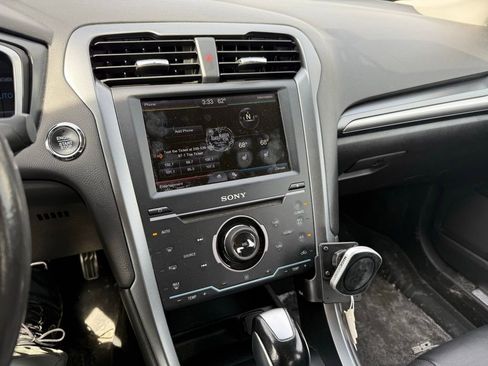 Used 2013 Ford Fusion Titanium image 8