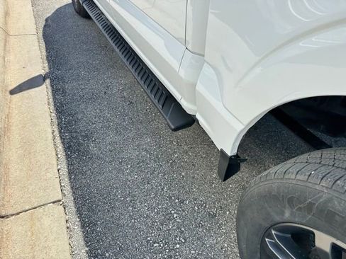 Certified 2021 Ford F150 XLT w/ Equipment Group 302A High image 39