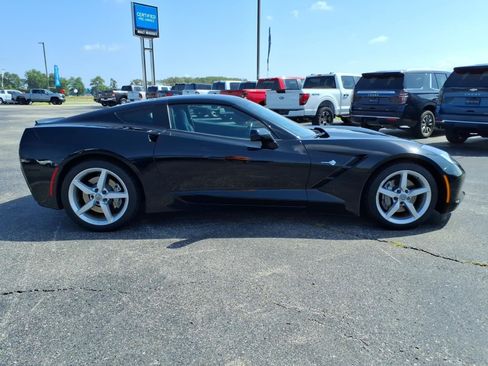 Used 2014 Chevrolet Corvette Stingray Coupe w/ 2LT Preferred Equipment Group RWD image 6