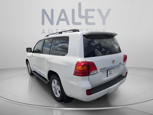 Used 2013 Toyota Land Cruiser AWD/4WD image 3