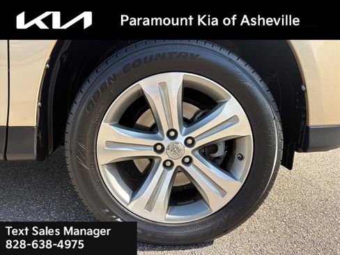 Used 2011 Toyota Highlander Limited w/ Tow Pkg image 30