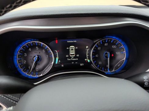 New 2026 Chrysler Pacifica Select image 19