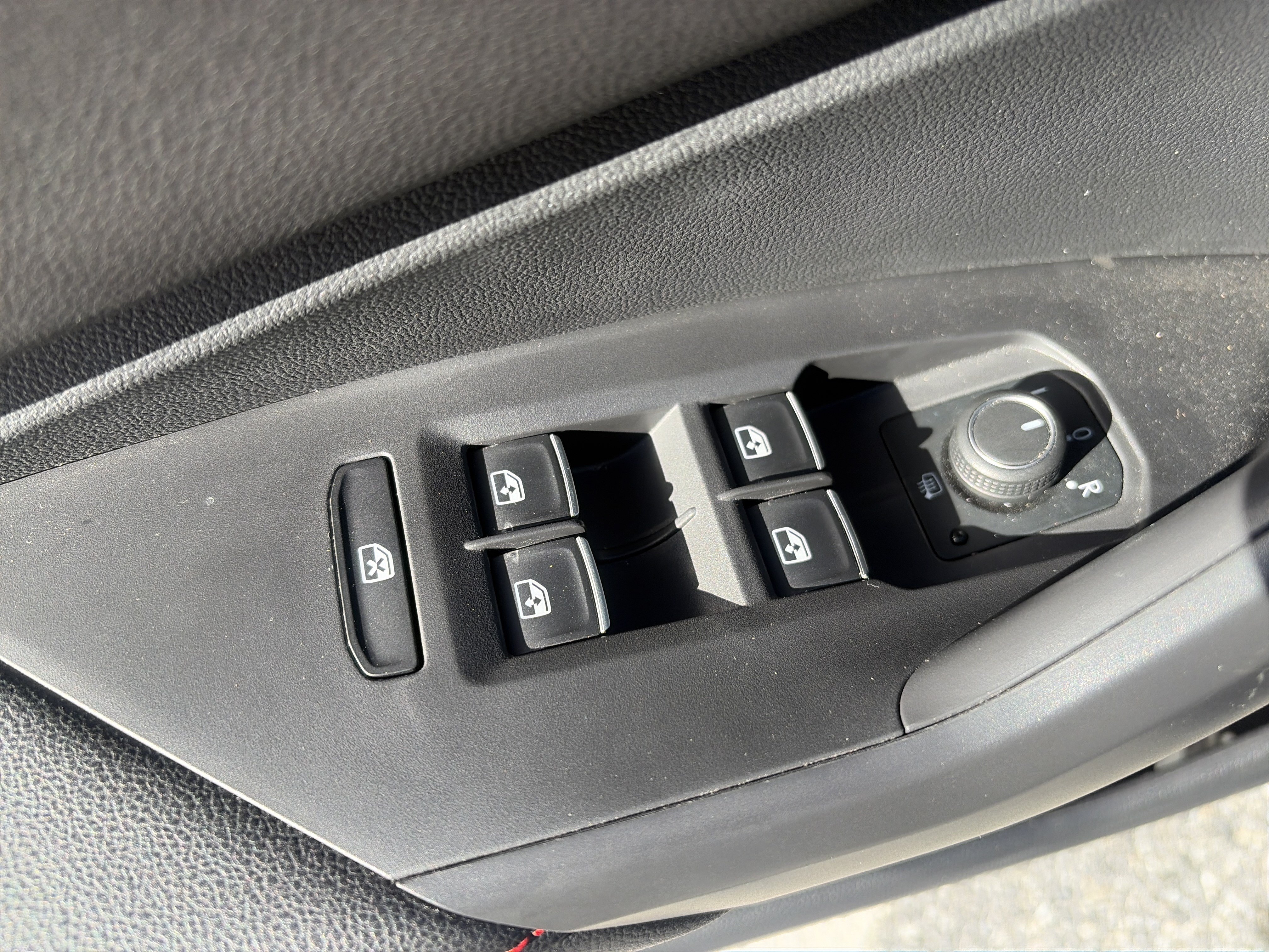 Used 2022 Volkswagen Jetta GLI Autobahn FWD image 12