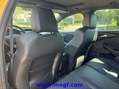 Used 2016 Ford Focus ST w/ Equipment Group 402A FWD image 23