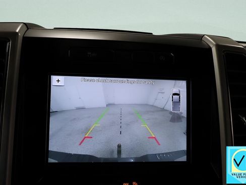 Used 2018 Ford F150 Lariat w/ Equipment Group 502A Luxury image 13