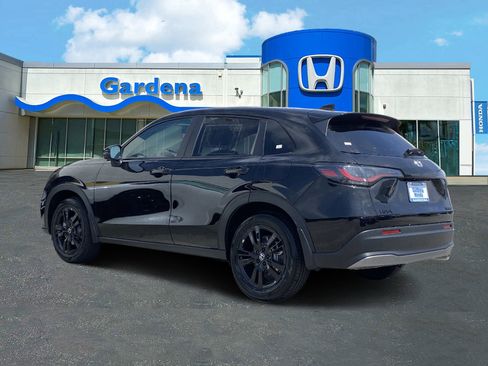 Used 2026 Honda HR-V Sport image 4