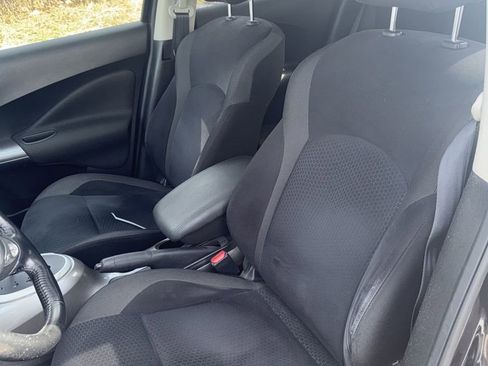 Used 2015 Nissan Juke SV image 7