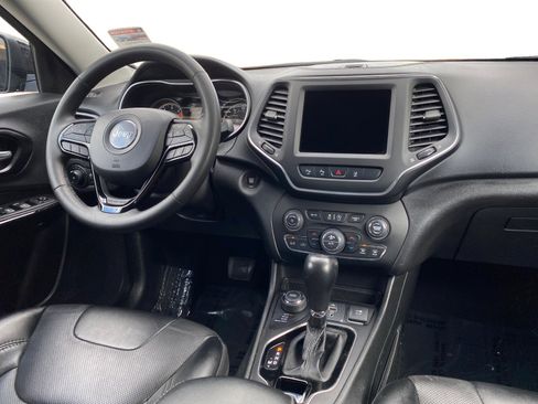 Used 2023 Jeep Cherokee Altitude Lux image 14