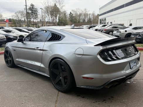Used 2020 Ford Mustang GT image 11