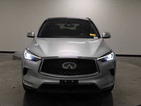 Used 2019 INFINITI QX50 Essential w/ Sensory Package image 17