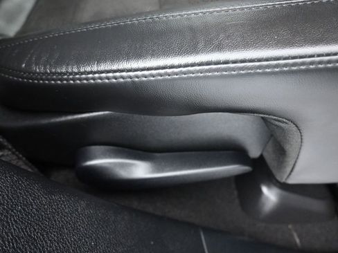 Used 2020 Jeep Grand Cherokee Altitude image 39