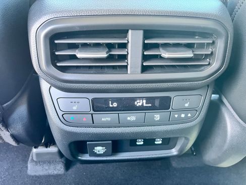 New 2026 Honda Pilot Elite image 23