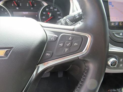 Used 2021 Chevrolet Equinox Premier image 18