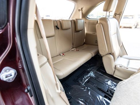 Used 2019 Toyota Highlander XLE image 38