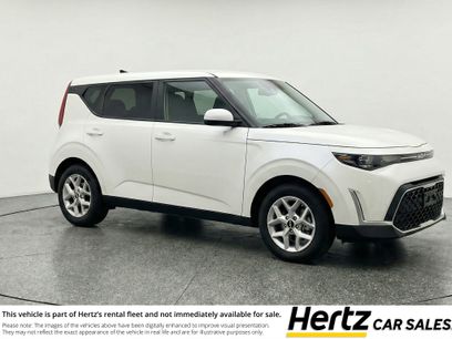 Used 2025 Kia Soul LX w/ LX Technology Package