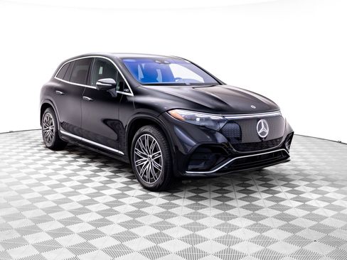 Certified 2023 Mercedes-Benz EQS 580 4MATIC SUV image 7