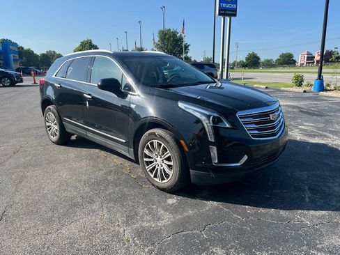 Used 2019 Cadillac XT5 Luxury AWD/4WD image 2