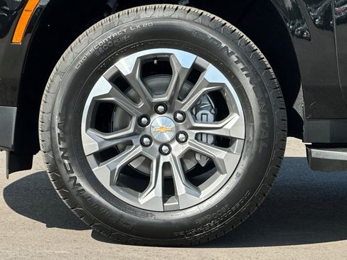 New 2026 Chevrolet Suburban LS w/ LPO, Dark Essentials Package RWD image 27