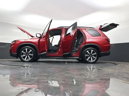 Used 2024 Honda Pilot Touring image 44