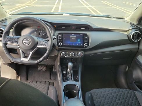 Used 2023 Nissan Kicks SV FWD image 12