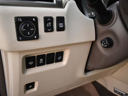 Used 2014 Lexus GX 460 Luxury image 45