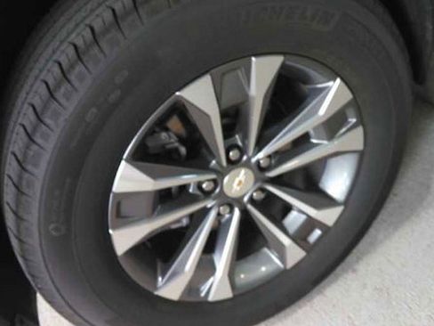 Used 2025 Chevrolet Equinox LT w/ Convenience Package II AWD/4WD image 20