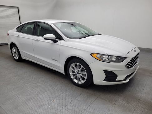 Used 2019 Ford Fusion SE image 11